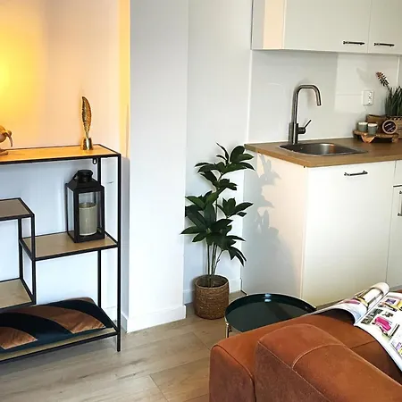 B&k Urban 3* טילבורג
