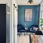 B&k Urban 3*