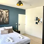 B&k Urban 3*